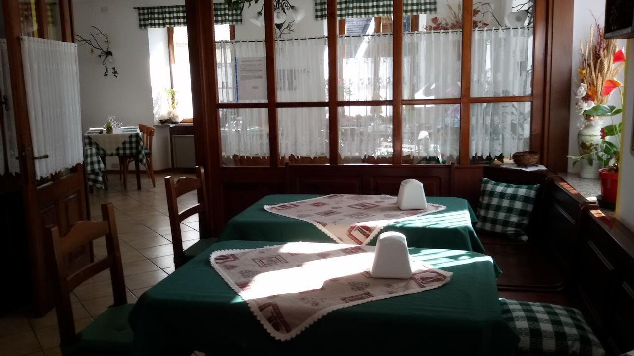 Albergo Nonaj Roma Esterno foto